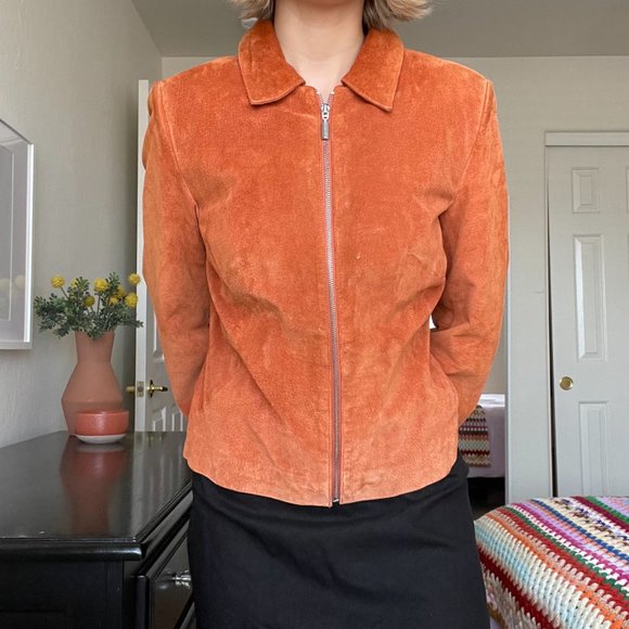 SOLD! Vintage Suede Leather Jacket - Picture 3 of 9